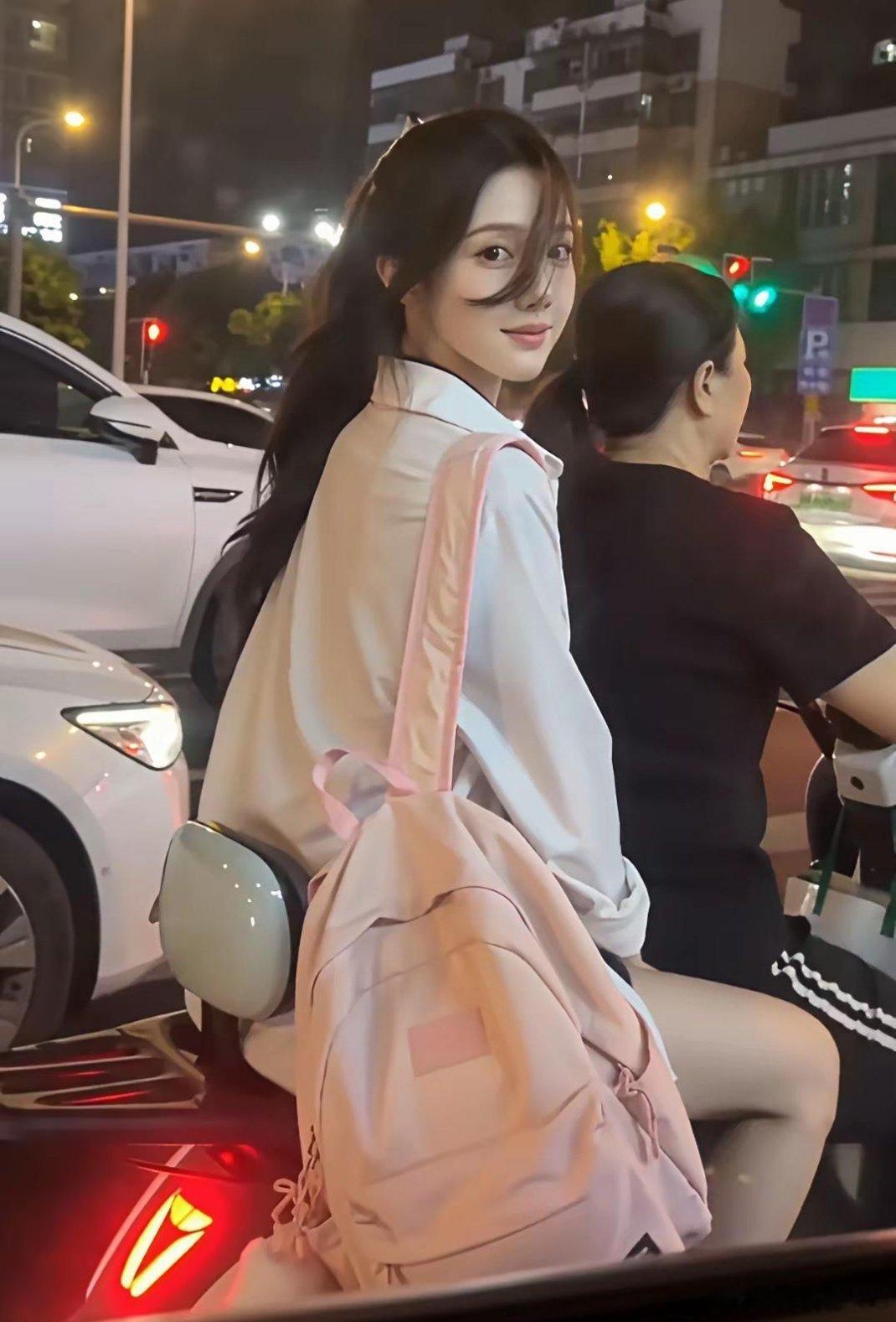 红灯还有15秒，应该怎么搭讪最有效？