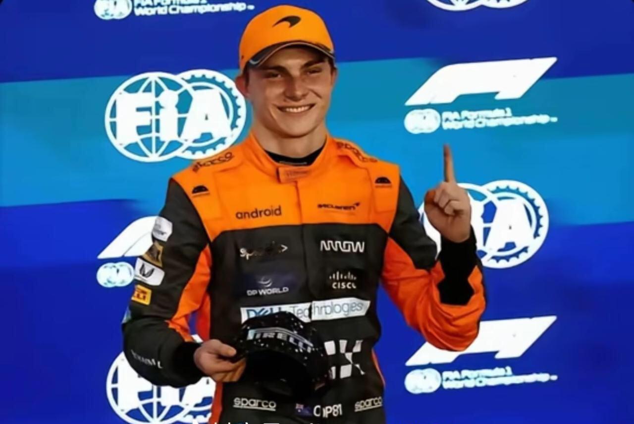 你要不说是饿了么，我还以为迈凯伦呢[捂脸哭]你看像不像？这世界就是一个大型的草台班