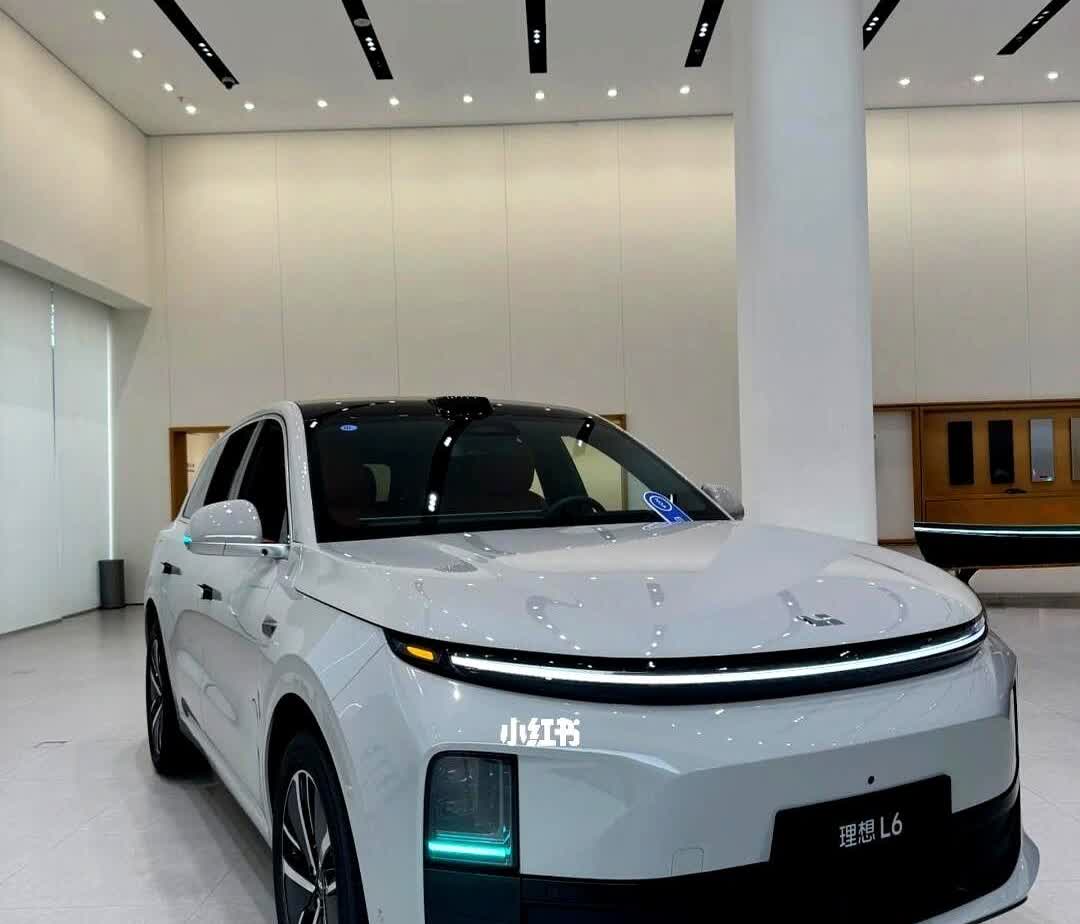 重磅！理想L6 Pro版直降24.98万！报废旧车再省2万，新能源车主速看！