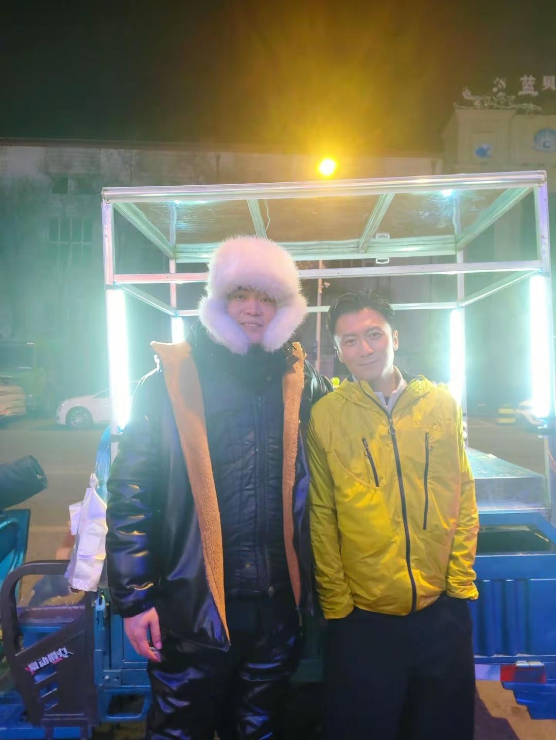 谢霆锋这次到哈尔滨，再一次赢得了大家的好感，有很强的亲和力，主要的行程安排在了各