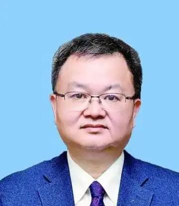 新华社发声，武大校长汗流浃背了新华社都发声了，虽然没点名，但是大家心里有