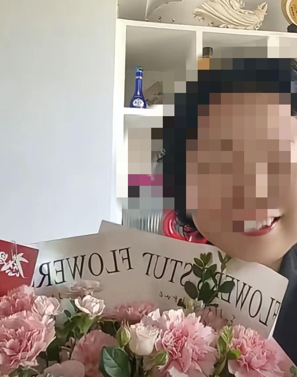 《今天母亲节，Z风光的居然是“她”？一句话道尽人情冷暖！》口播文案（可直接录