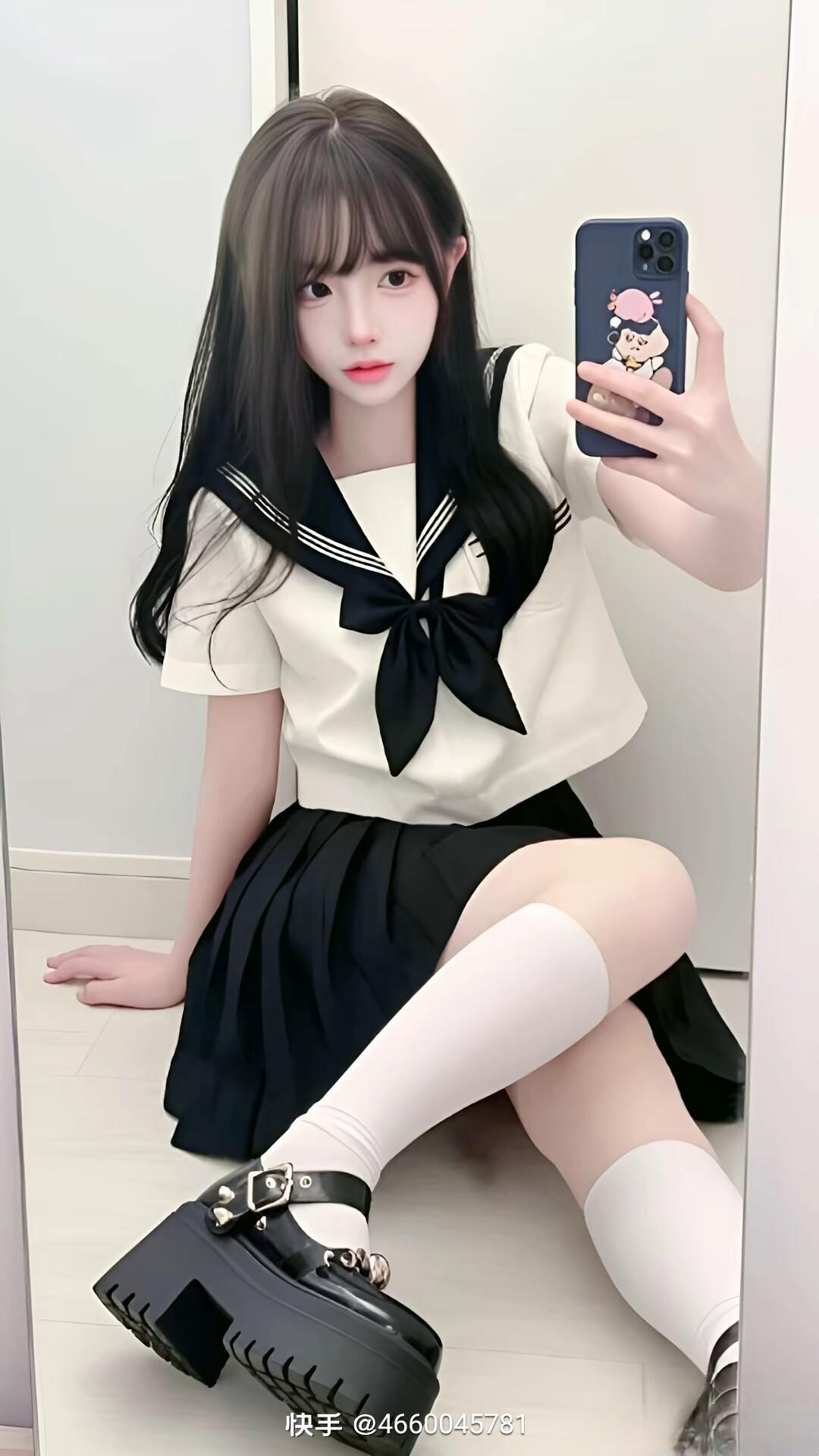 短裙穿搭，短裙女孩，可爱短裙