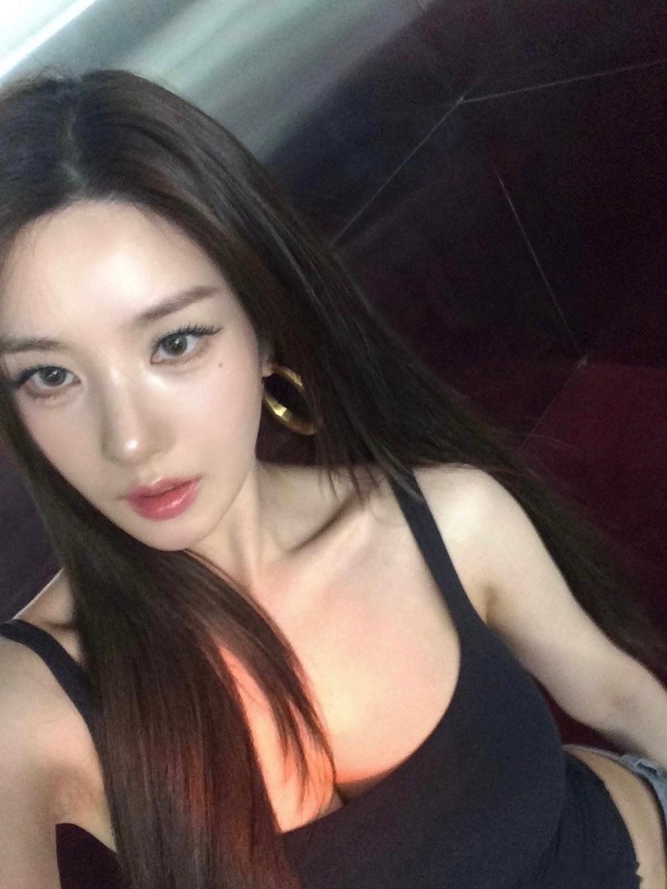 权恩妃的日常生活照🤳