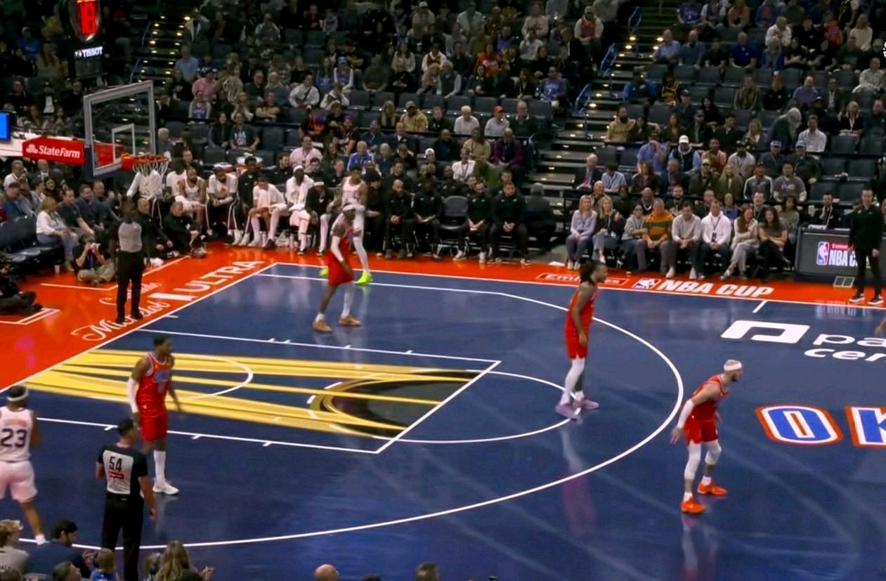 深思极恐：雷霆再这样玩下去，nba的吸引力恐怕就越来越不行了，在雷霆主场迎战太阳