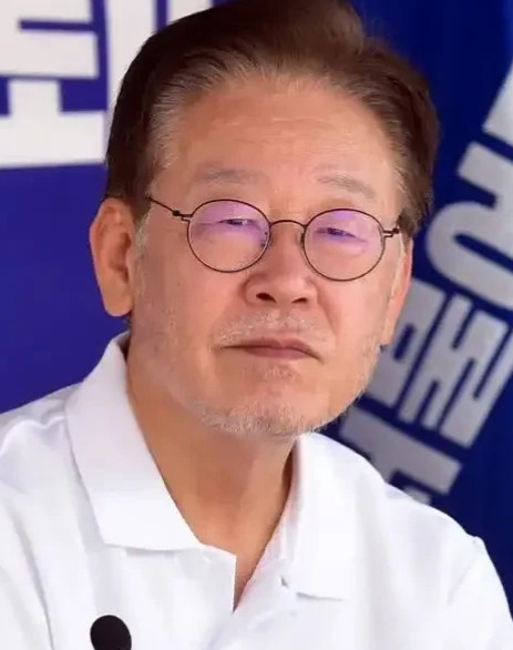 就在刚刚，李在明宣布了7月20日下午，韩国总统李在明在龙山总统室按下撤回键，宣