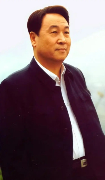 这才是人民的好官啊！1990年代，湖南省委副书记家中遭遇偷窃，小偷只偷走了400