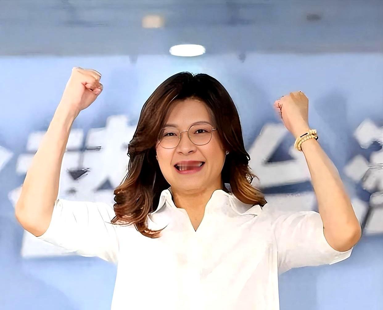 郑丽文火线修复国民党内团结，赶在赴美访问前营造国民党“共主”形象。5月7日，