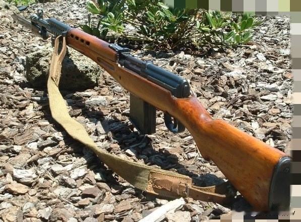 尽管SVT-40半自动步枪在使用过它的士兵群体当中的名声谈不上多好，但实际上这种