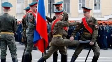 俄罗斯被西方国家孤立了吗？说句实话，俄罗斯现在面对的一切，与咱们相比，大概率是不