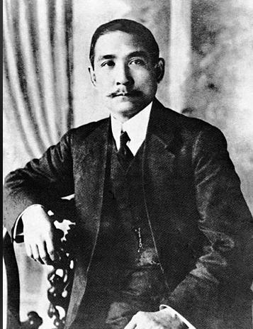 孙中山到底有多“离谱”？离谱到什么程度——他一边在海外流亡、四处奔波，一边还要给