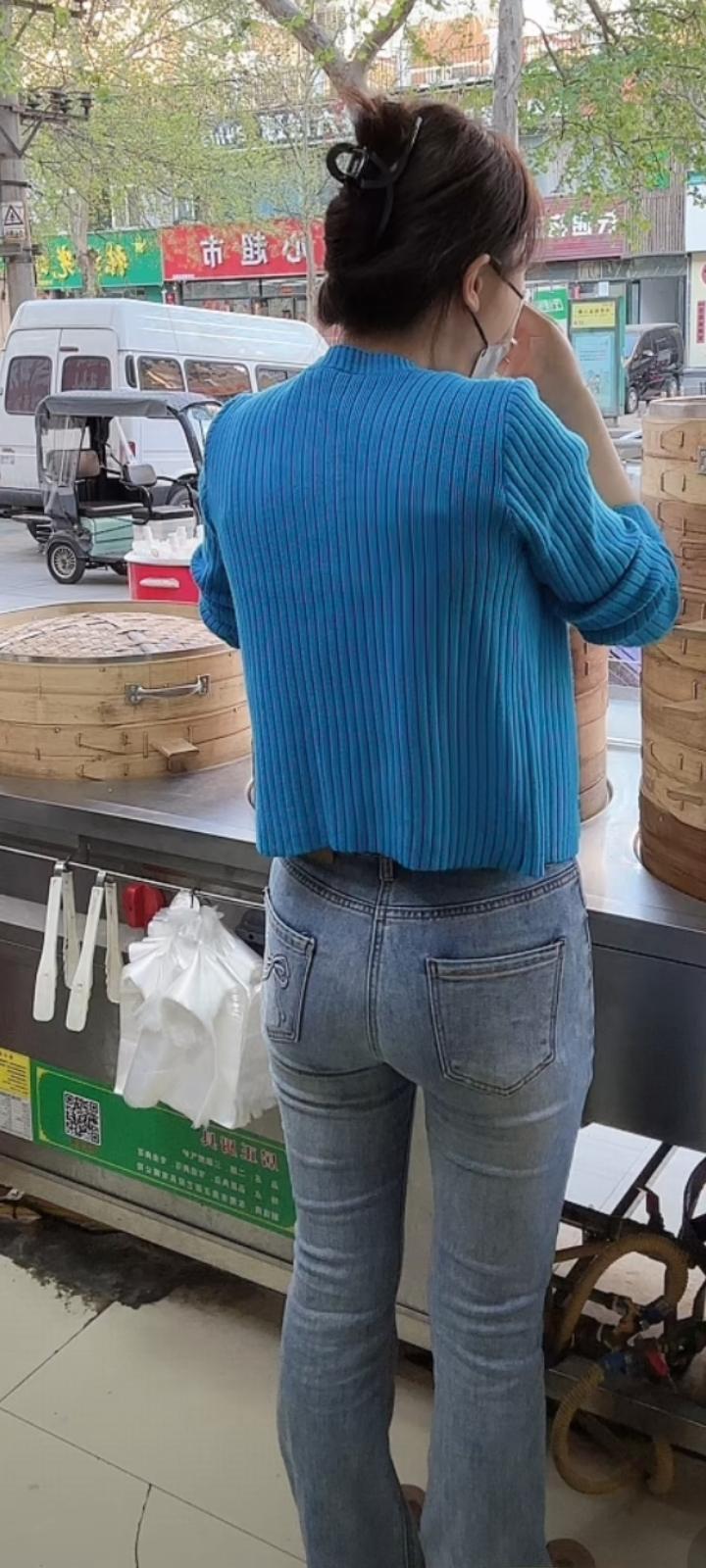 晒出你的本地生活人海千万里，偏偏遇见你，不是巧合，是注定的情缘。往后余生，风是你