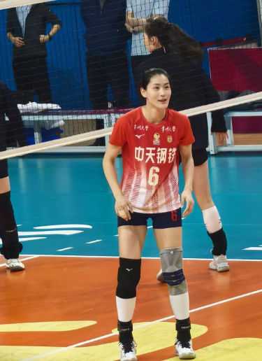 中国女排“首席二传”刁琳宇或重回国家队。刁琳宇受惠若琪之邀参加了在南京农业大学举
