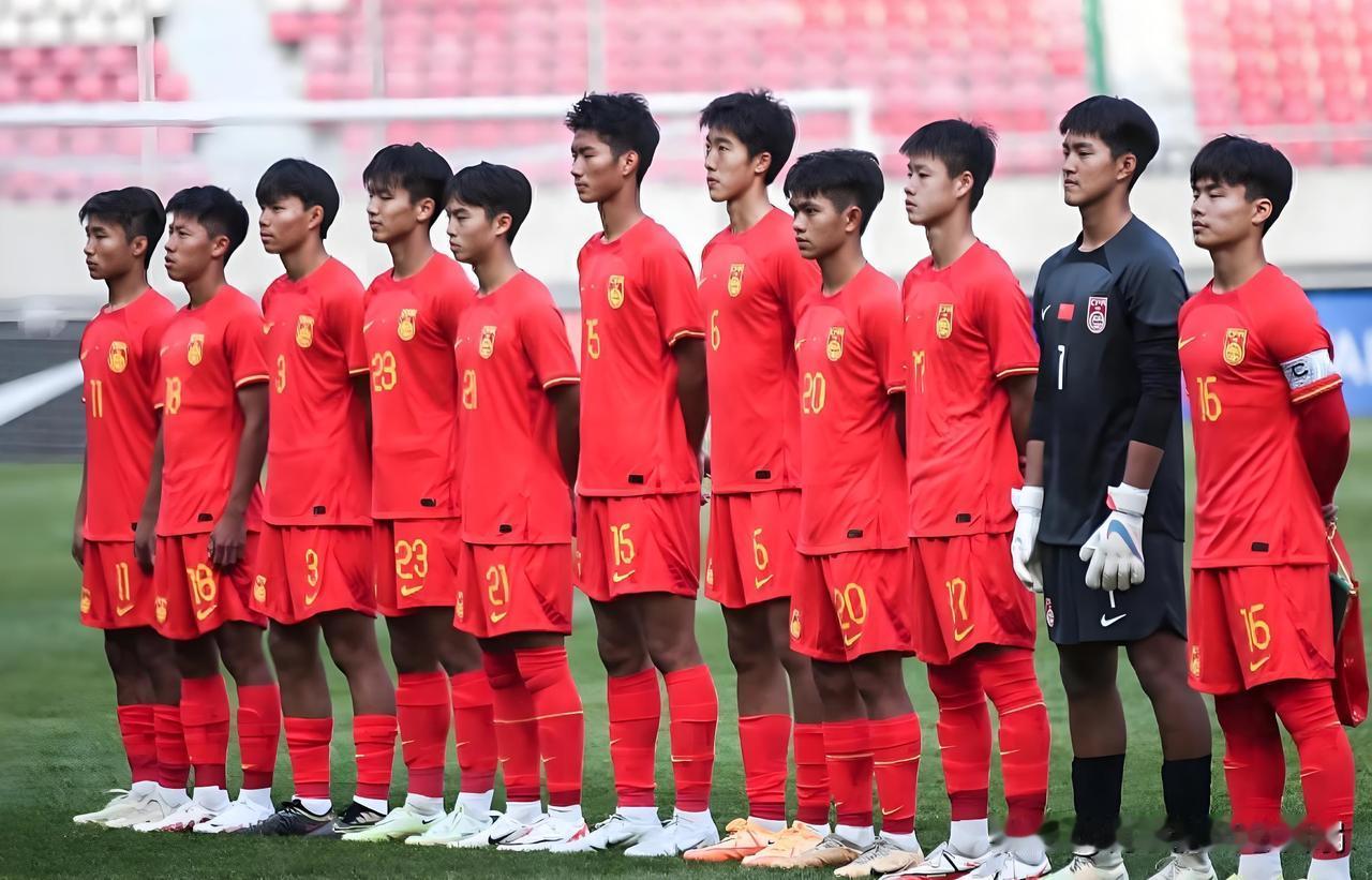 中国队决战在今夜北京时间11月30日晚上7点30分，2025年U17亚洲杯预选