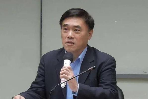 郝龙斌败局已定，老赵这个记者会帮倒忙1、老赵开记者会再次证明郝是他的提线木偶。