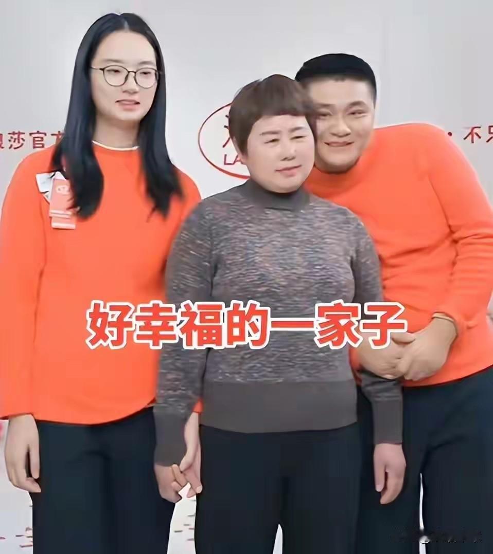 以前啊，朱进他弟弟公开说他，说他不行，说他配不上嫂子，大家都听到了，说他啥都不行