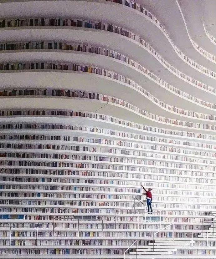 孩子越大！越要告诉他这八点孩子长大，就像小树抽枝，面临的挑战也越来越多。这时