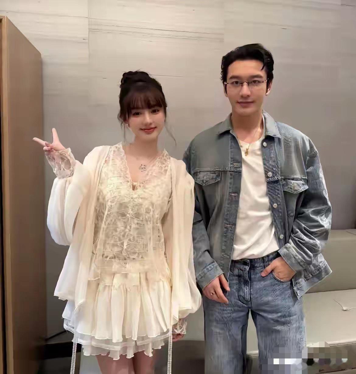 话说，黄晓明虽然离婚，是不是好多人上赶着贴啊🙉