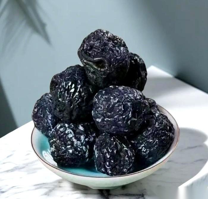 B超单拍在桌上，那个1.2厘米的数字，像颗钉子。58岁的大哥，半年，眼睁睁看着