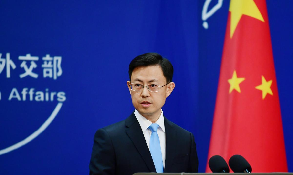 中方紧急撤侨，特朗普准备B-2起飞，伊朗这一仗打到了临界点中国人从战区撤离，只