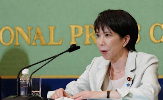 高市早苗扛不住了？连收噩耗，关于中日，日本终于做出选择。 日本首相高市早苗最