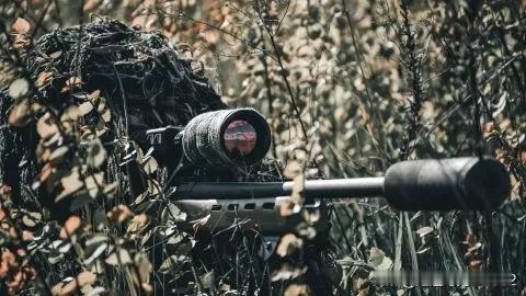 4公里射击：乌军狙击手在波克罗夫斯克附近，超远距离摧毁占领者，打破了世界纪录