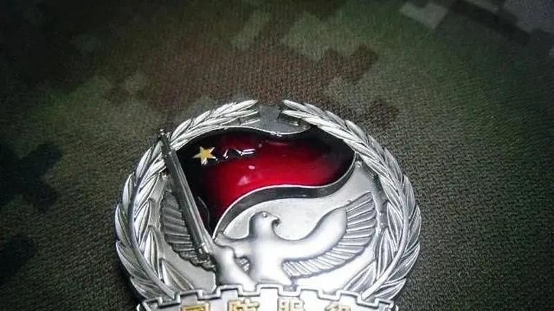 刘某于2025年1月自愿报名参军，通过体检及政治考核后，3月上旬被批准进入武警某