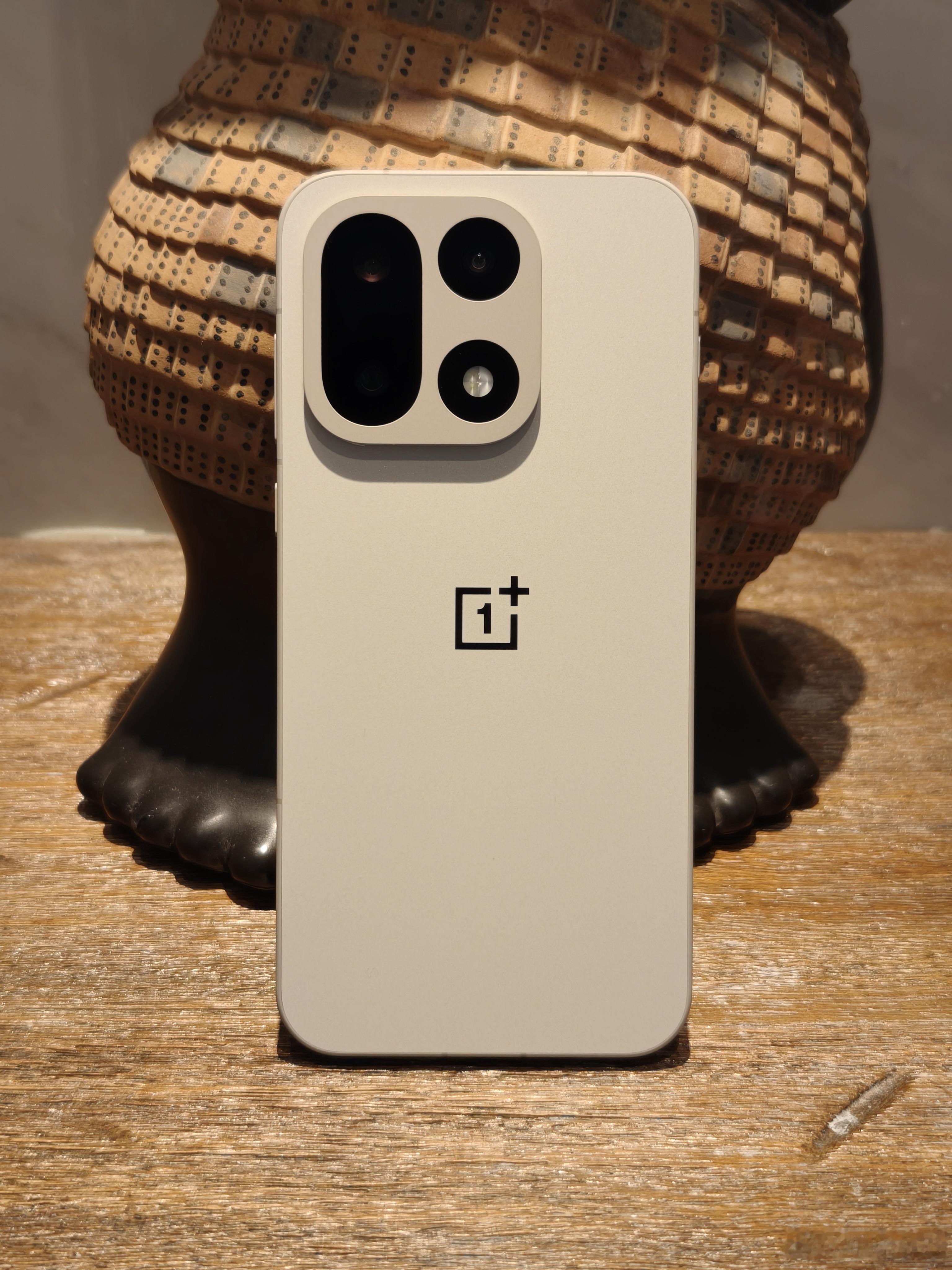 一加15原色沙丘图赏，顶级质感。一加15​​​