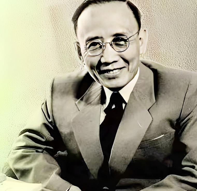 1912年洞房之夜，郭沫若见发妻太丑，拒绝睡觉。就在他转身要走时，发妻拉住他苦苦