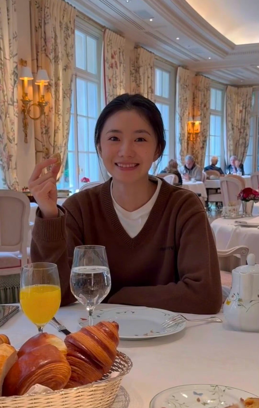 刘冲拍的素颜：刘浩存赵今麦李庚希​​​