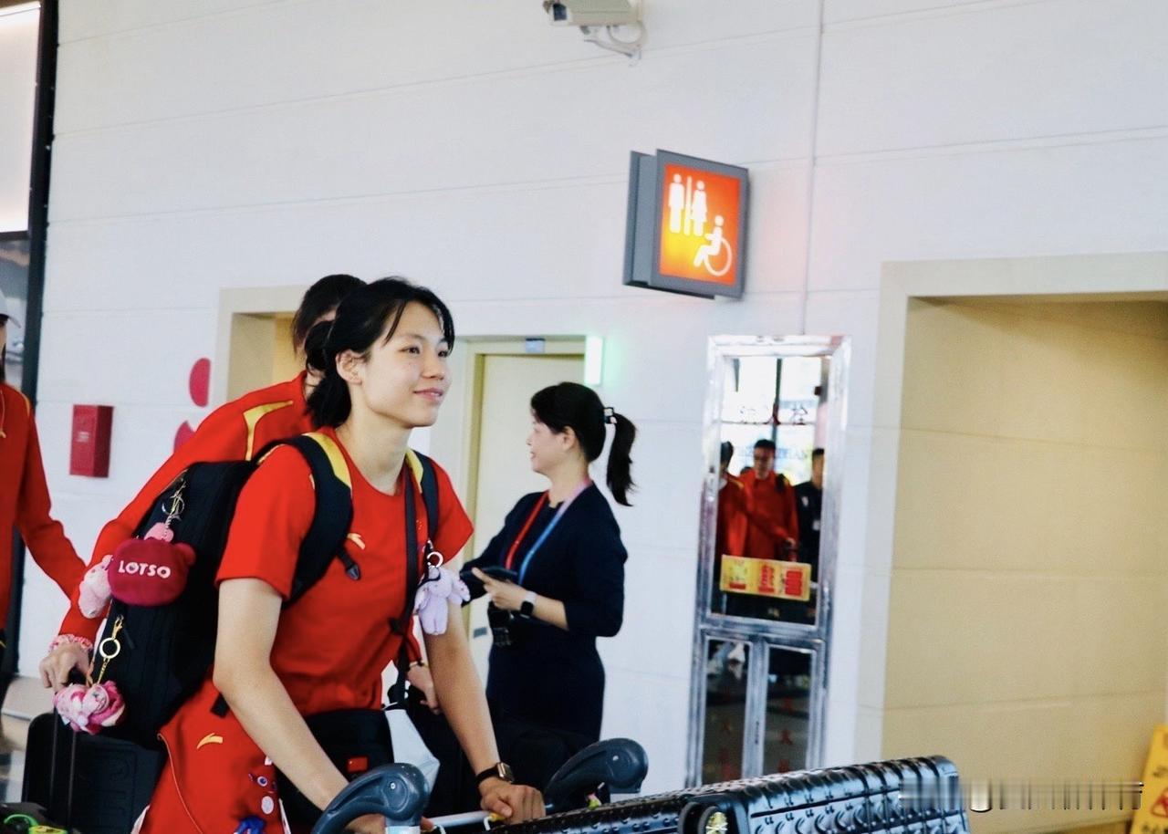 庄宇珊真的是被耽误的球星了！才进入意甲联赛打了不到6场比赛吧，已经闯进了意甲联赛