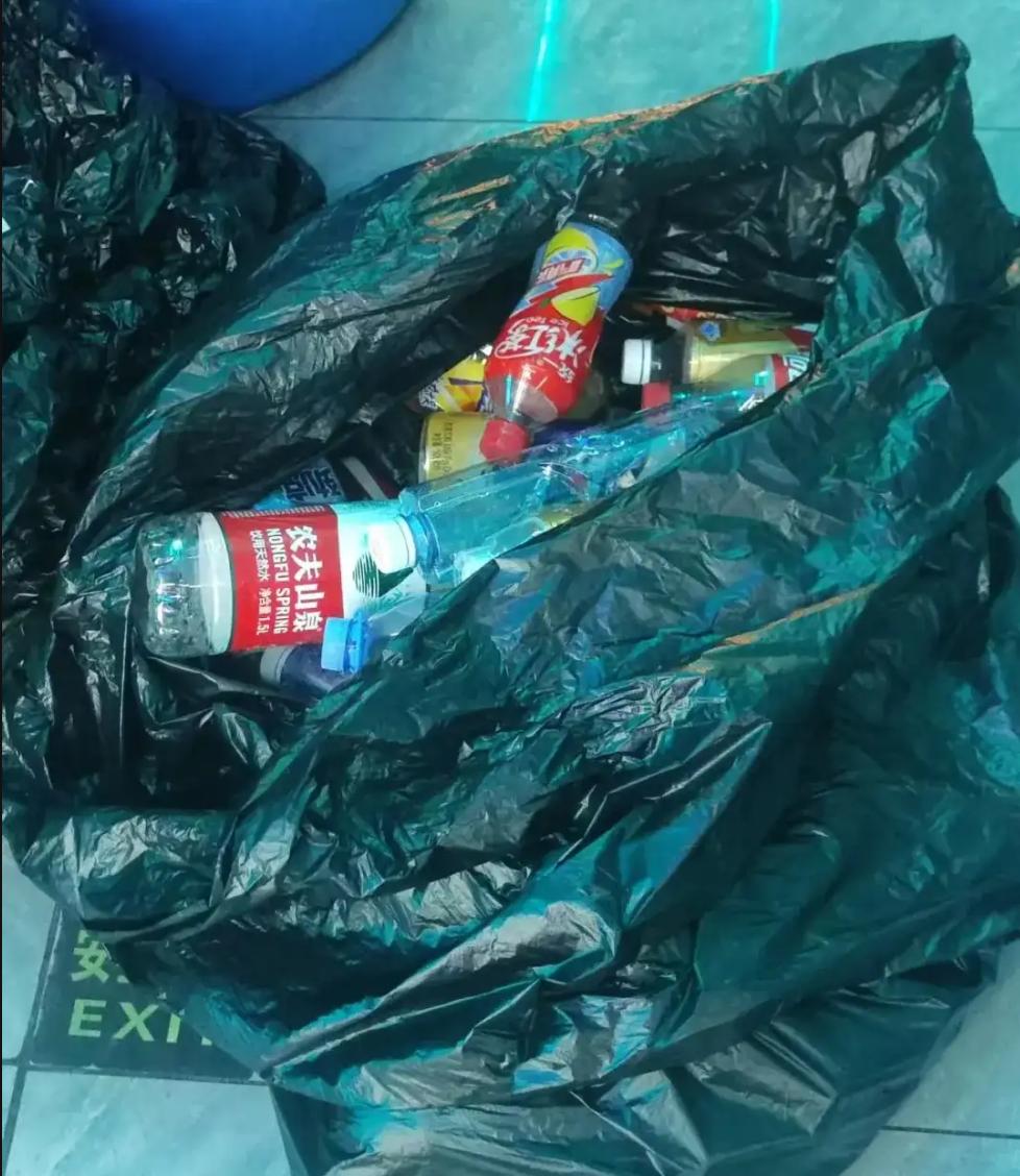 13年前一场车祸夺走5位至亲，他如何从地狱爬回人间？天塌下来是什么感觉？201