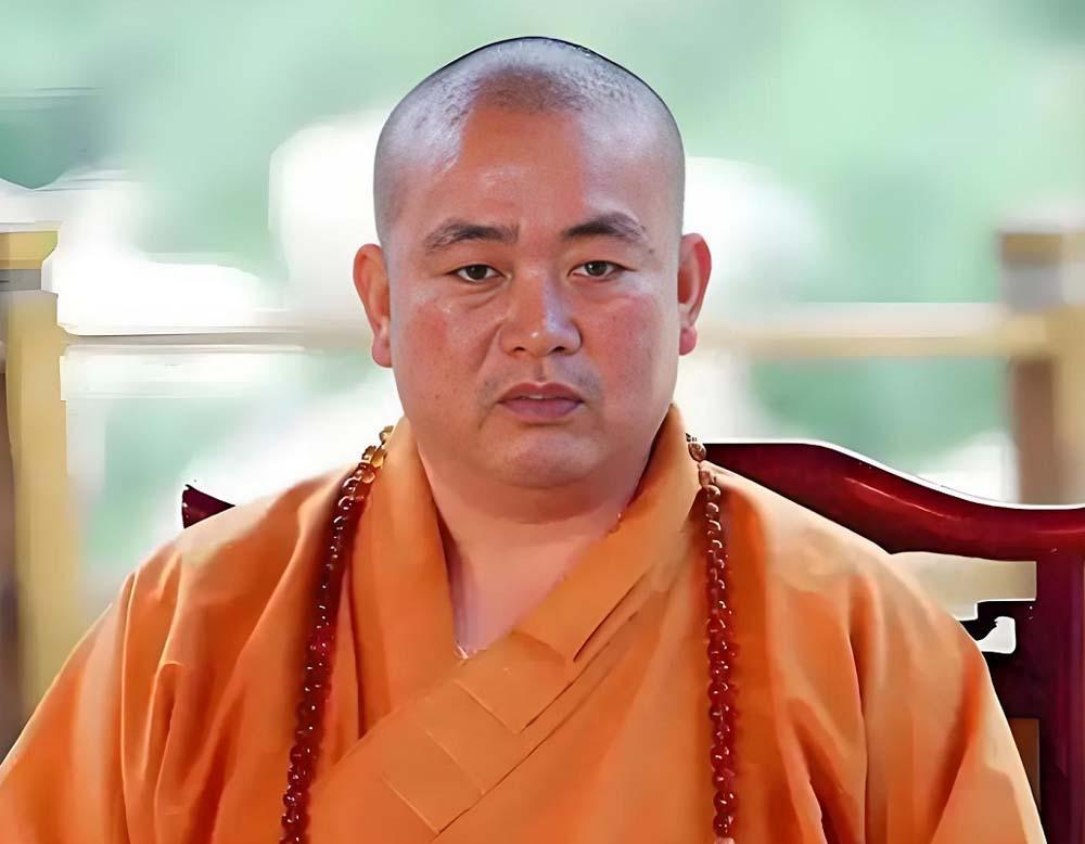 释永信接受调查，为什么会引起全网叫好？就是大家苦寺庙久矣！其实，不光是释永信的