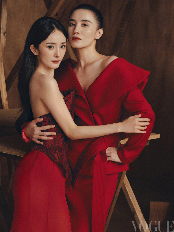 杨幂宋佳双人图张力谁懂……VOGUE金九单人封面​​​