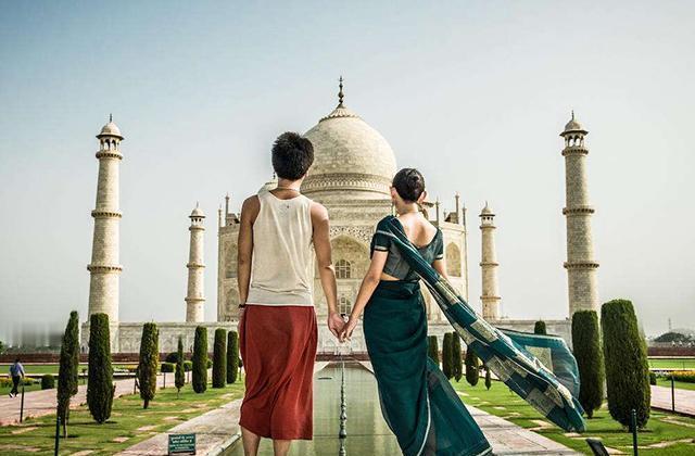 泰姬陵背后的惨剧：泰姬19年连生14个孩子，油尽灯枯死在了产床上十九年，十四