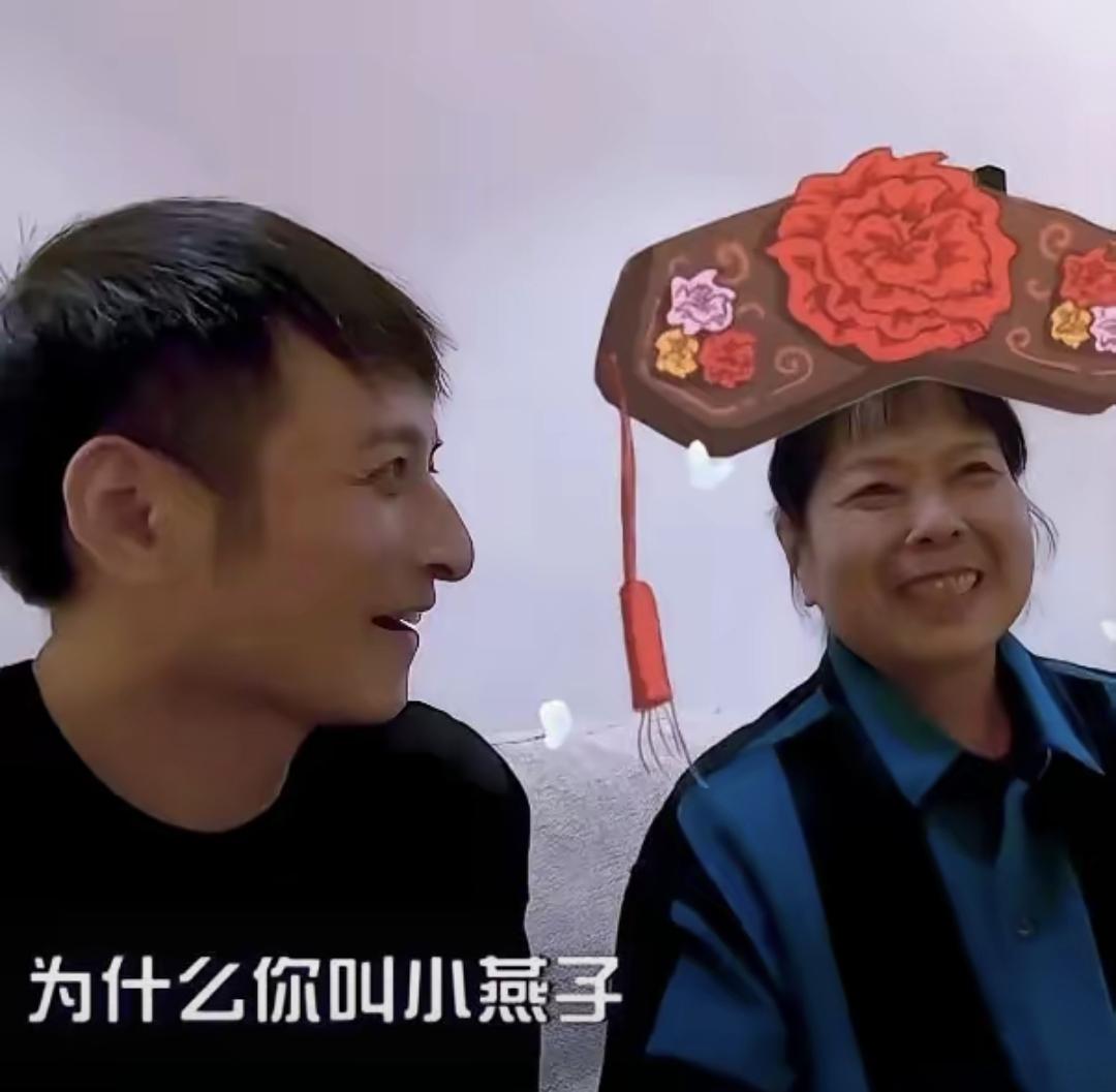 李维嘉以前在湖南卫视挺火的，后来自己去做直播带货，结果不太行。粉丝买了东西觉得不