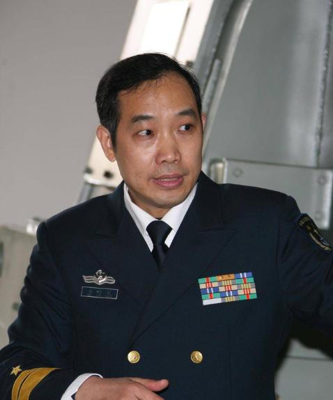 潜艇成功搭载中国心！“成了！我们终于成功了！”“拿下！这次全部攻克！”“电磁之父