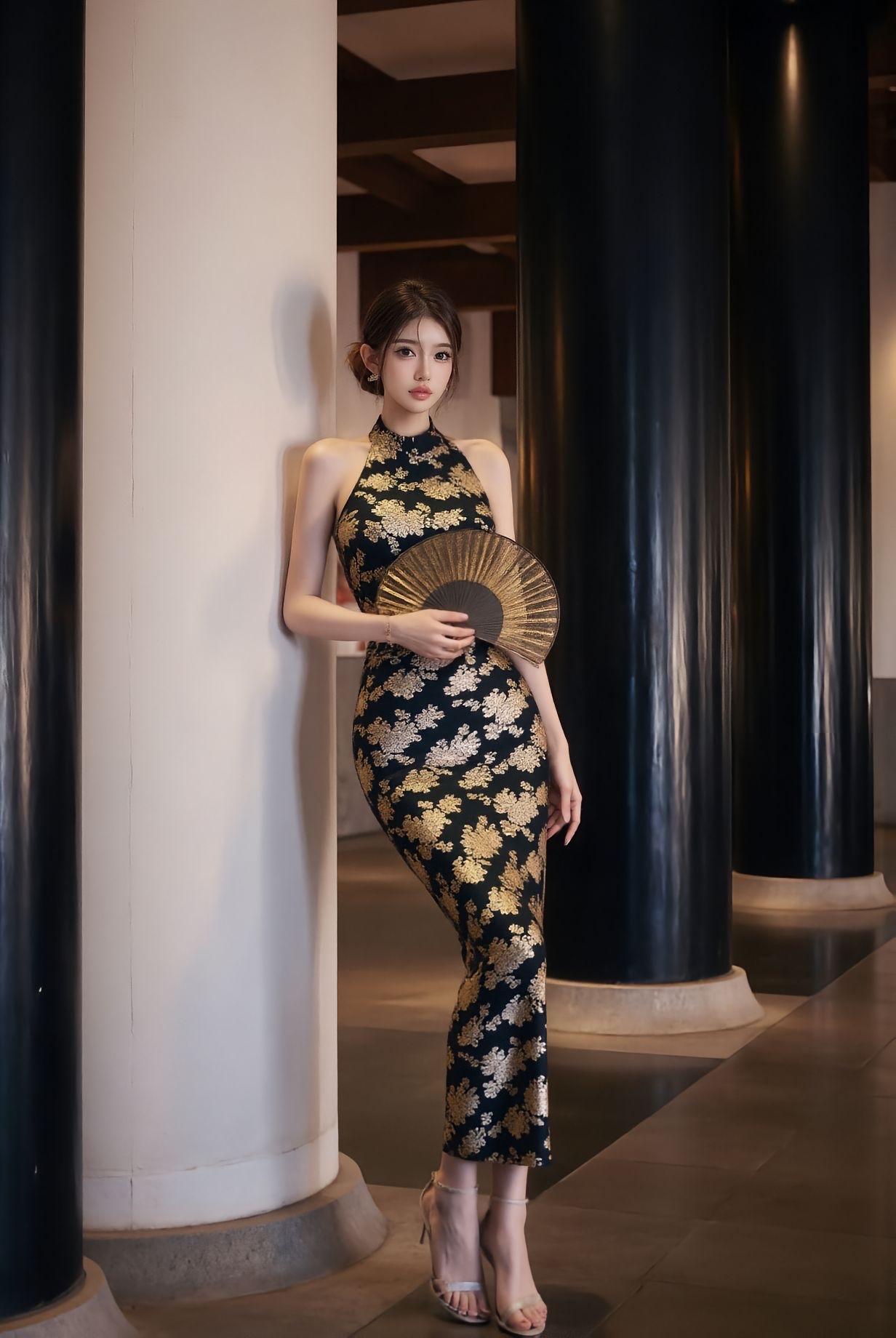 「旗袍届的奢华派！黑金提花+挂脖设计，走哪都是复古名伶既视感」