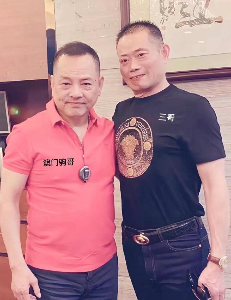 上海“猛人”三得利三哥（陈德练）首度回应脸上伤疤的由来，整整躺了六个月。网传其