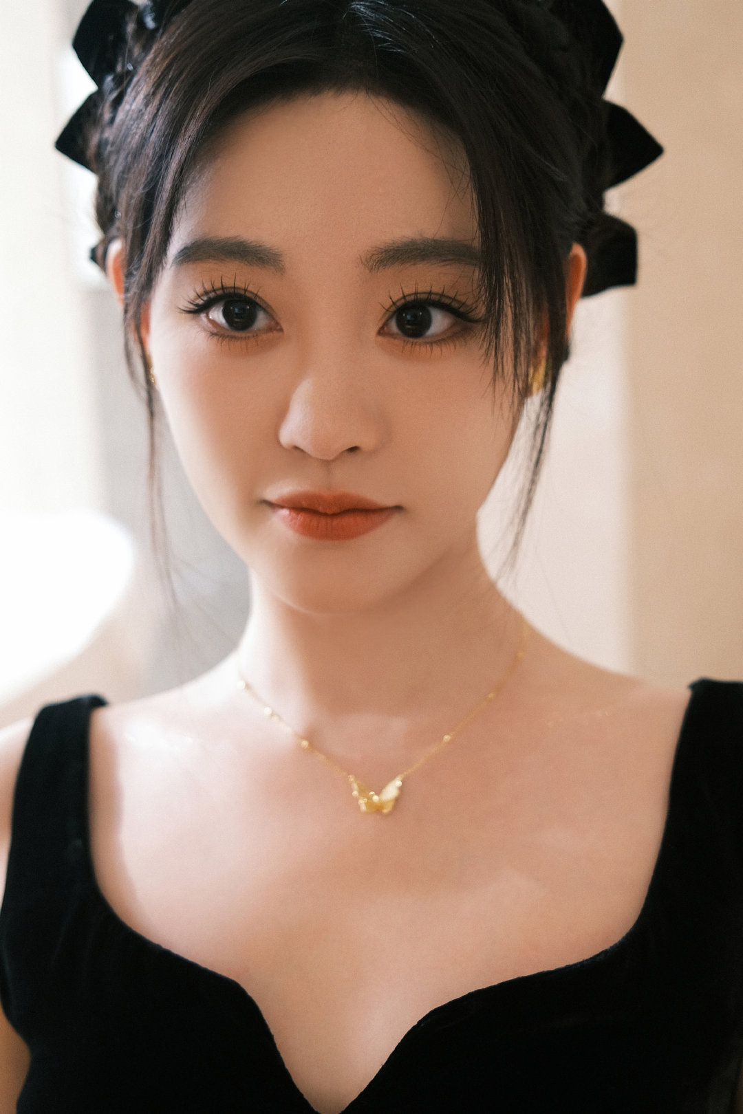 祝绪丹zxd祝绪丹玉香🩵祝绪丹凤舞九天我沿着星河捡着你遗落在月亮旁的浪漫，