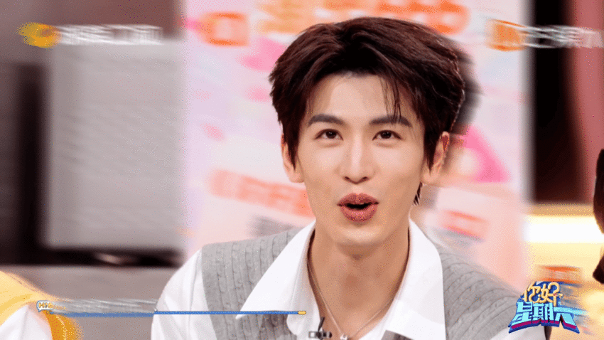 张凌赫情绪稳定大脑冷静你好星期六竞拍游戏高能来袭！丁程鑫李雪琴一开始就抬高价格想