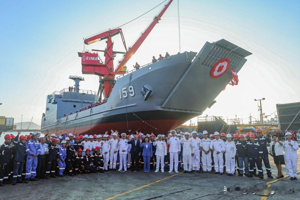 🚤🇰🇷🇵🇪秘鲁SIMA造船厂为秘鲁海军下水第二艘登陆艇🔷20