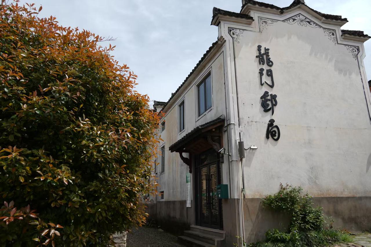 去杭州富阳龙门古镇游玩返回途中出现一些小插曲让我真是无语。从杭州到龙门古镇有50