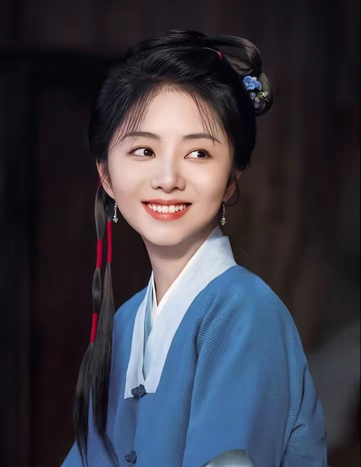 兰香如故的原著小说真是一言难尽，《兰香如故》能爆，改编真的要上大分。​至少在男主的改编上肯定没错。原