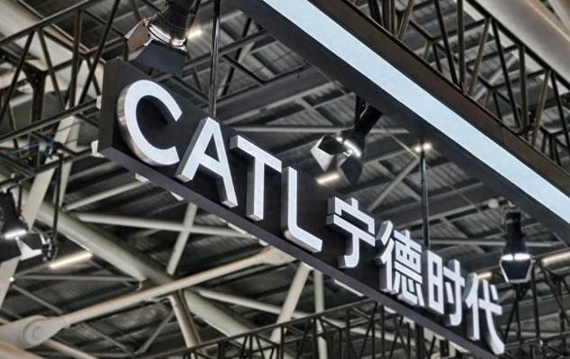 全球五大汽车电池供应商：第一，宁德时代，全球市场份额36.8%第二，比亚迪，