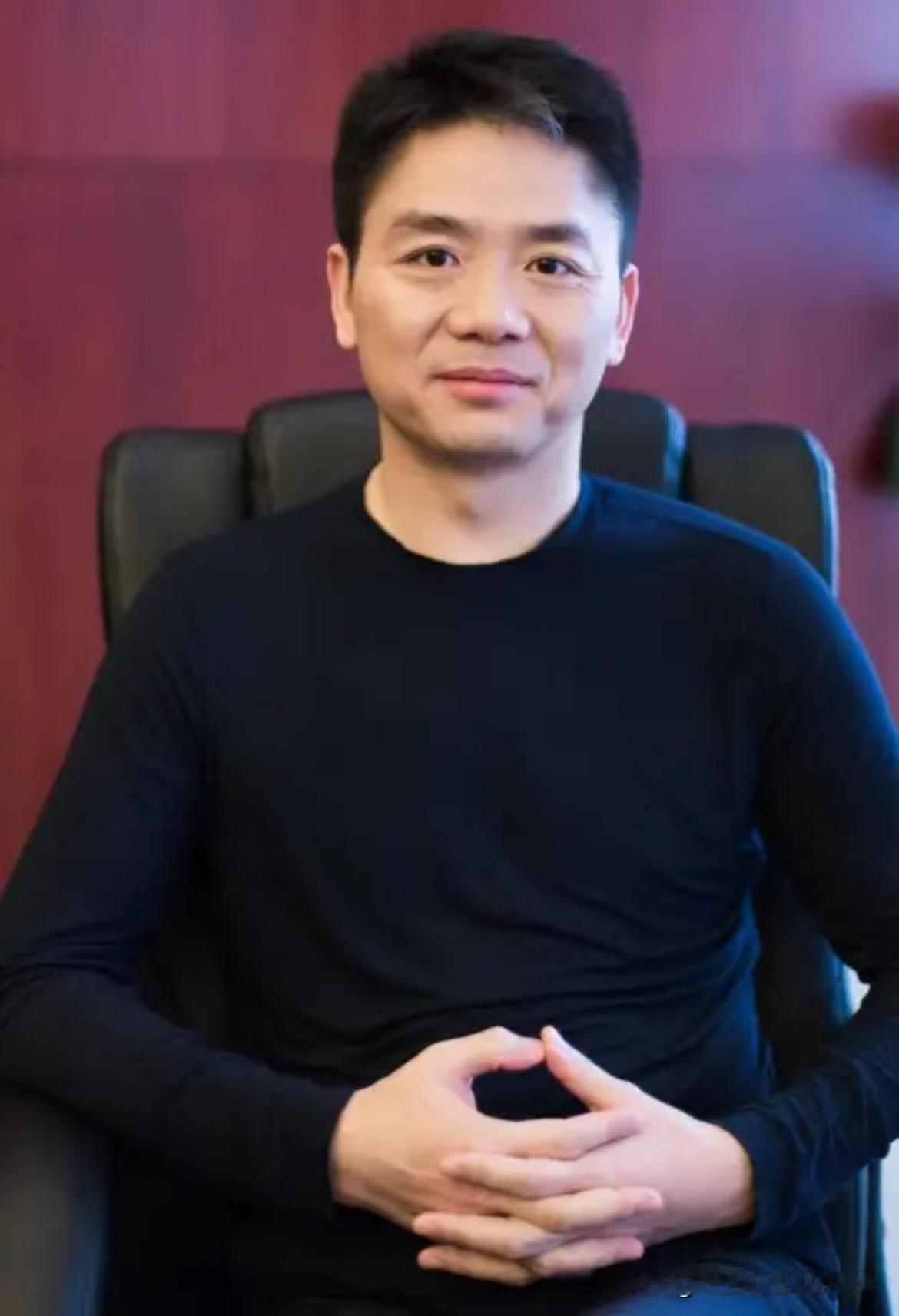 主持人问刘强东：“你能一分钟说服我，到京东购物吗？”刘强东说：“用不了1分钟