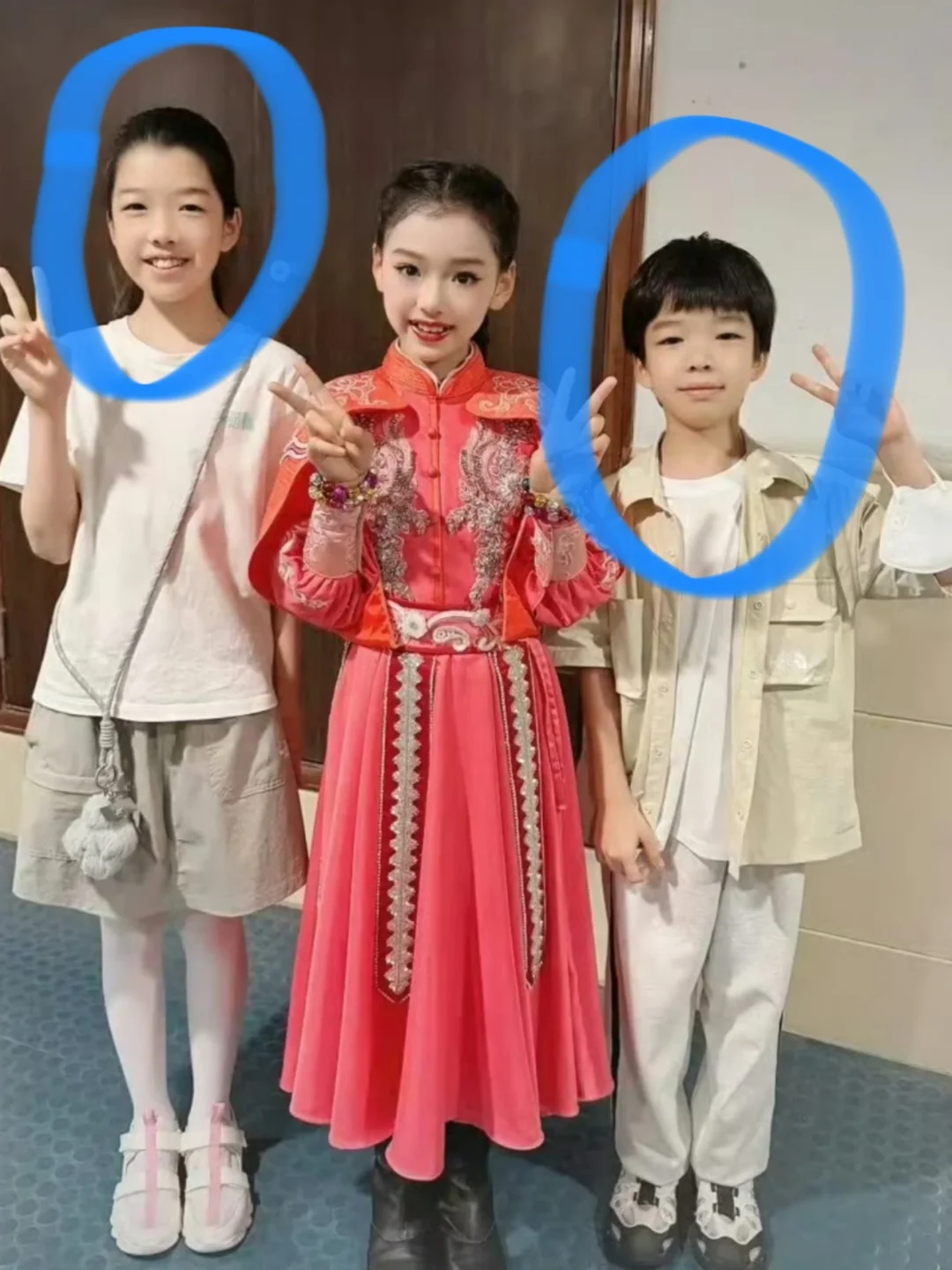 王栎鑫儿女也追星啦！