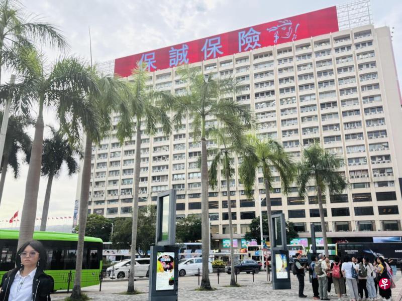 买香港保险的人天都“塌”了！ 据媒体报道，报道说北京、杭州等地税务机关已经开