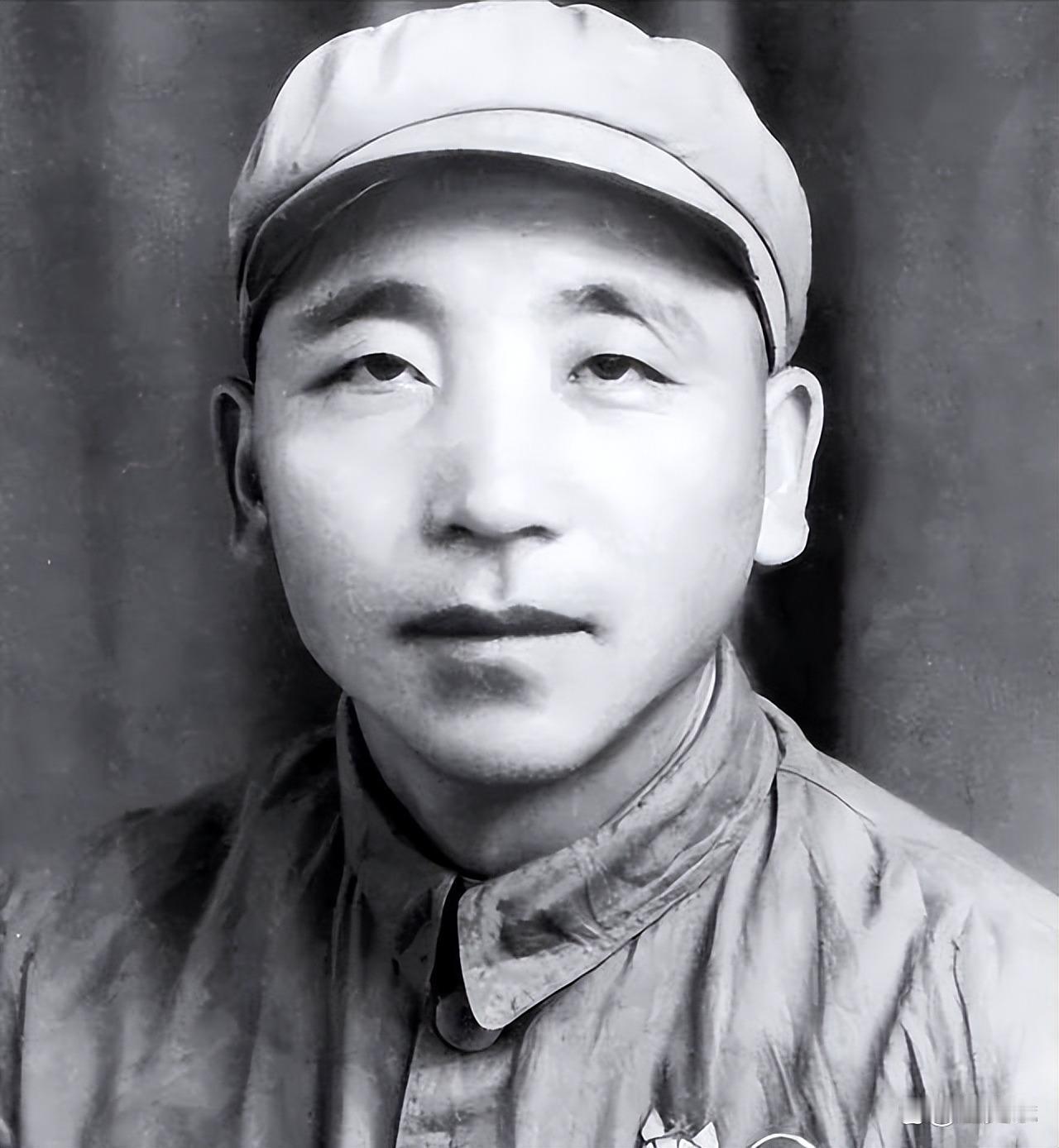 毛主席有多聪明?秦基伟吐露:在主席面前,我跟曾绍山不打自招了。秦基伟曾说,主