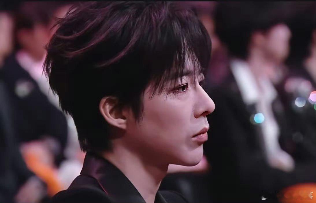 宋威龙，刘宇宁怼脸镜头谁扛住了？